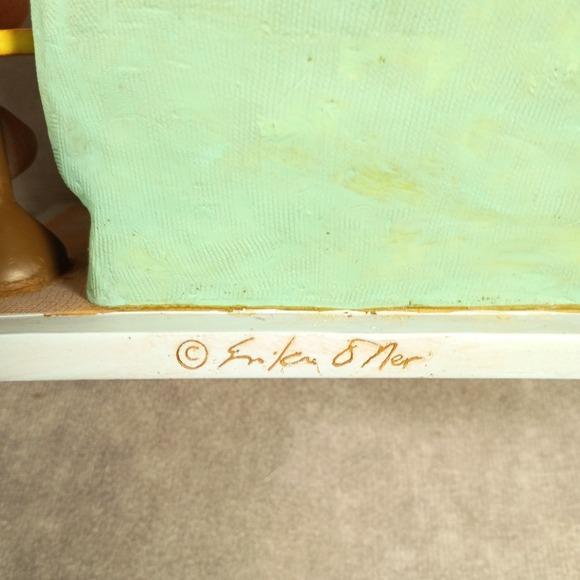 Whimsical Figurine "Reindeer Are From Lapland" Woman Knitting Resin Collectible - Picture 8 of 14